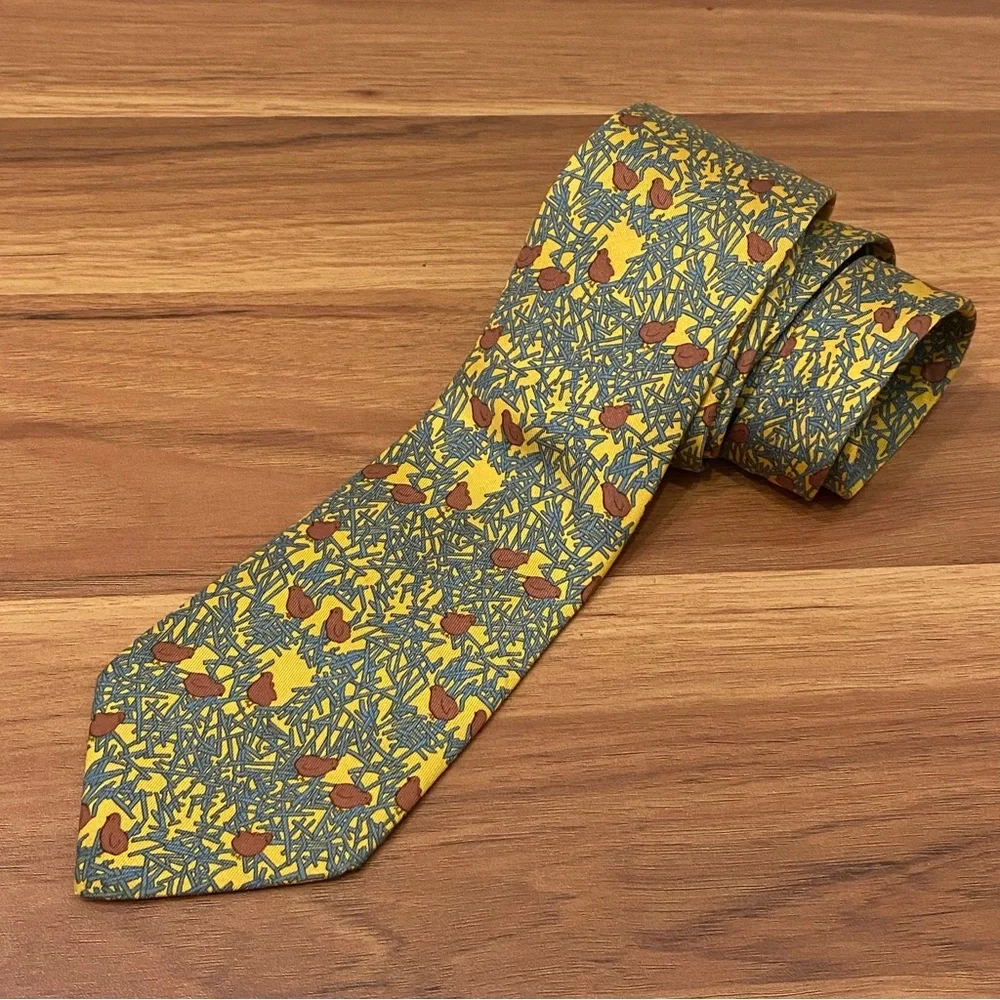 HERMÈS Paris 7364 PA Yellow Blue Quail Bird Chick Straw Print 100% Silk Necktie - Picture 5 of 15